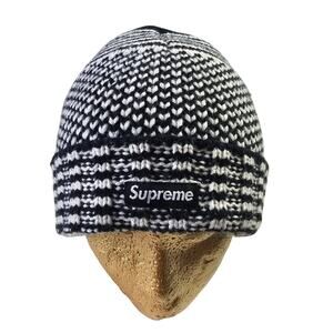 Supreme Lamb Wool blend Jacquard Beanie Geometric Black White hat. Warm Designer